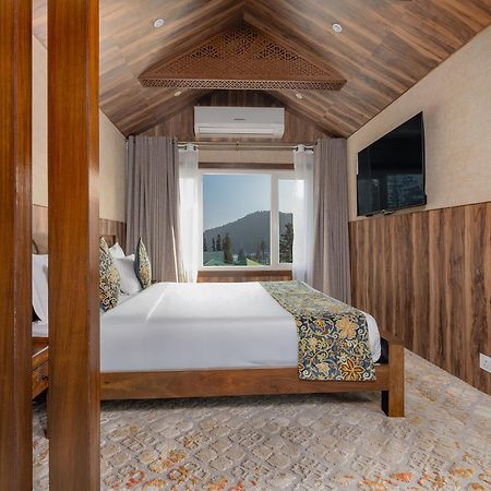 Hotel Pine Spring Gulmarg Exterior photo